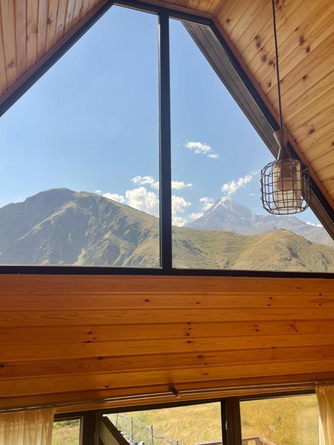 Kazbegi 4 Side Cottages מראה חיצוני תמונה
